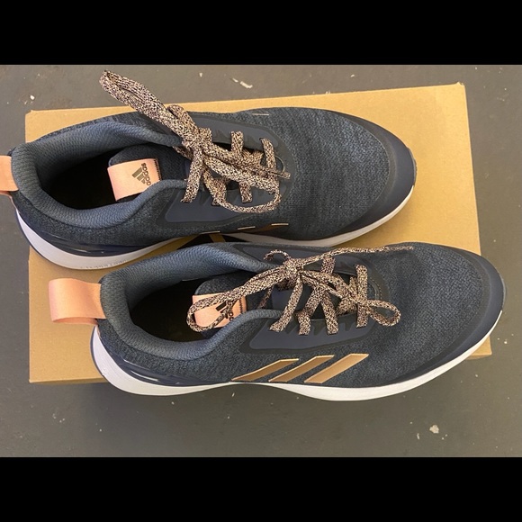 Rapid run x j Adidas - Picture 2 of 4